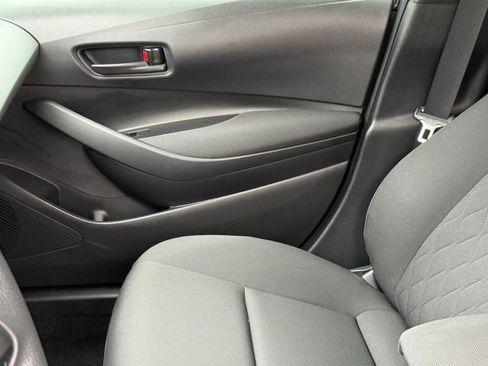 Used 2026 Toyota Corolla LE image 10