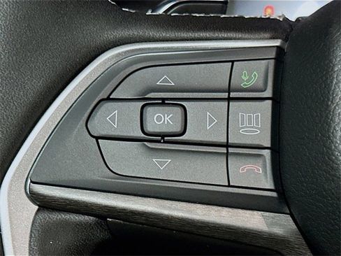 New 2025 Jeep Grand Cherokee Limited w/ Luxury Tech Group II image 28