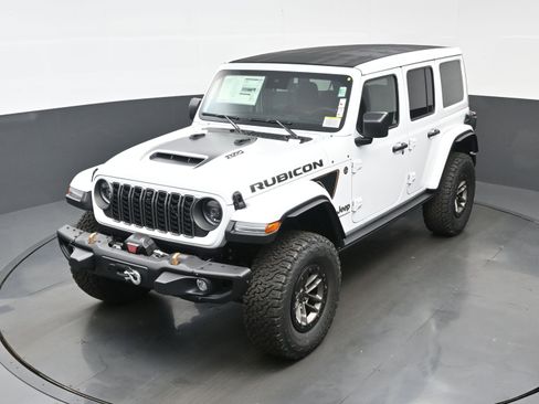 New 2025 Jeep Wrangler Unlimited Rubicon 392 image 18
