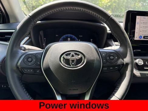 Used 2026 Toyota Corolla Cross LE FWD image 19