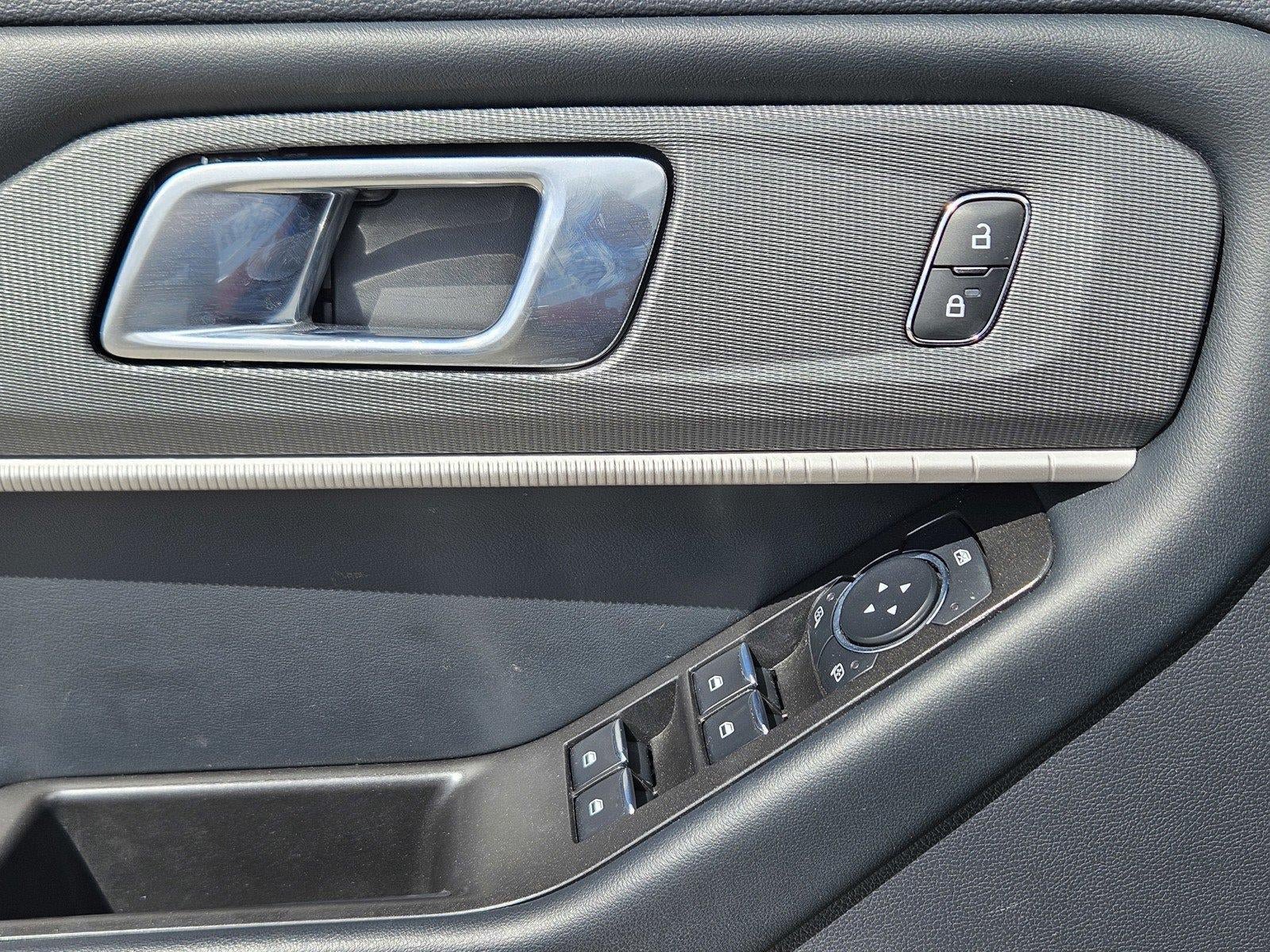 Certified 2025 Ford Explorer ST-Line w/ ST-Line Street Pack AWD/4WD image 13
