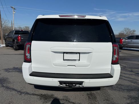 Used 2017 GMC Yukon SLT w/ Enhanced Security Package image 5