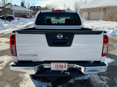 Used 2018 Nissan Frontier S image 6