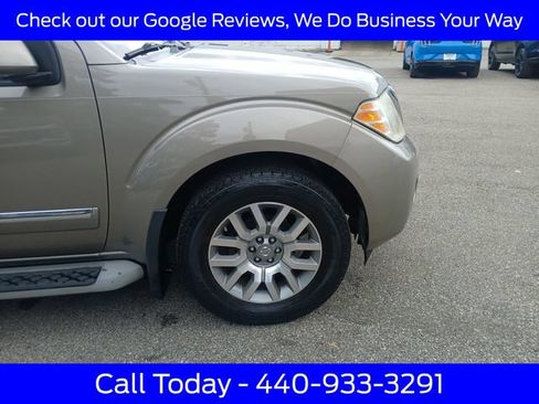 Used 2009 Nissan Pathfinder LE RWD image 12