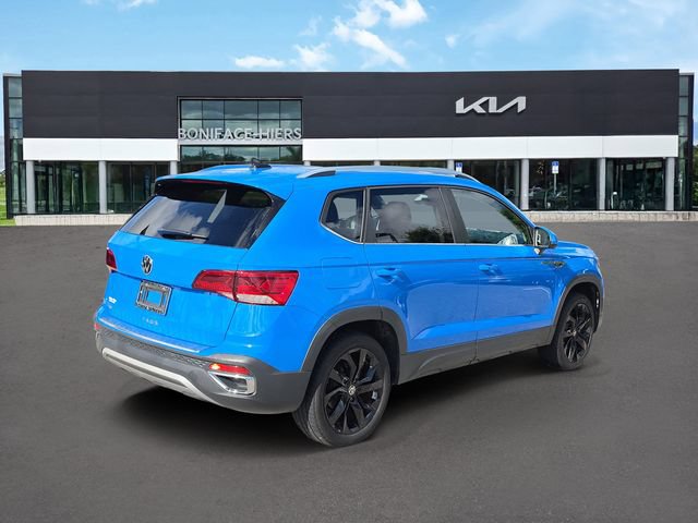 Used 2023 Volkswagen Taos SE FWD image 4