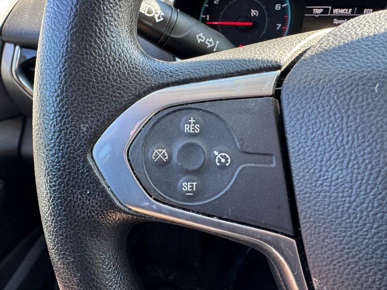 Used 2021 Chevrolet Traverse LS w/ LPO, Floor Liner Package FWD image 33
