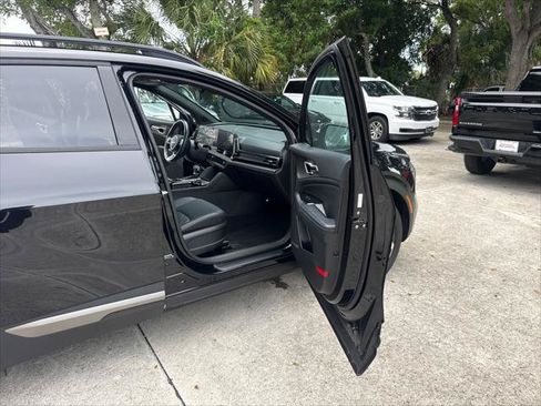 Used 2023 Kia Sportage X-Line w/ X-Line Premium Package AWD/4WD image 12