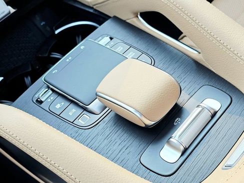 New 2026 Mercedes-Benz GLS 450 4MATIC image 36