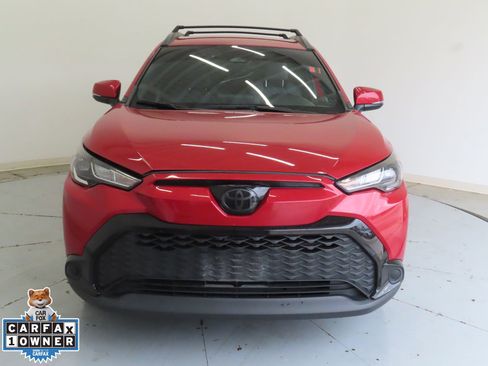 Used 2024 Toyota Corolla Cross SE image 10