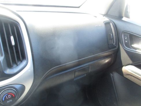 Used 2018 GMC Canyon SLE AWD/4WD image 39