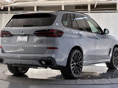 Certified 2024 BMW X5 sDrive40i w/ M Sport Package RWD image 8