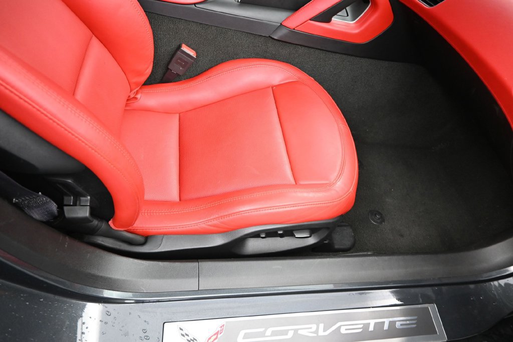 Used 2017 Chevrolet Corvette Grand Sport RWD image 12