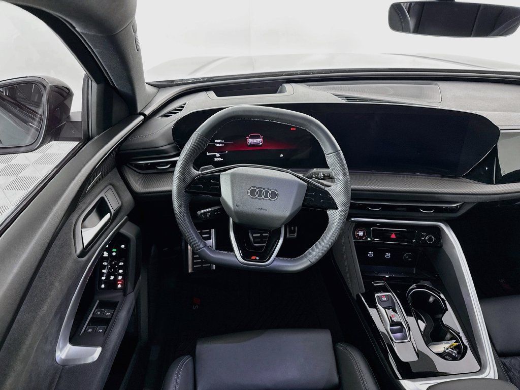 Used 2025 Audi SQ5 Premium Plus AWD/4WD image 22