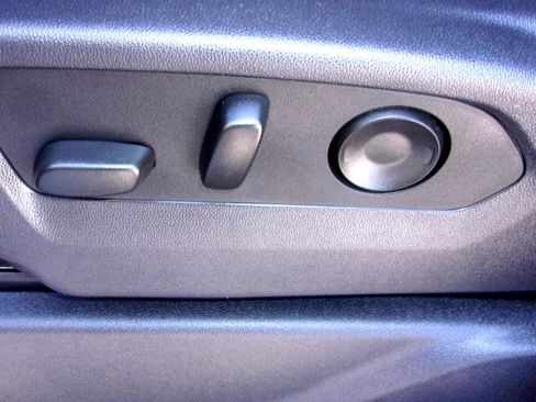 Used 2024 Chevrolet Silverado 1500 Custom Trail Boss image 10