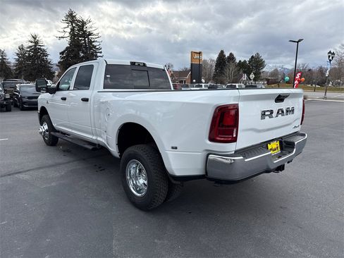 New 2026 RAM 3500 Tradesman image 3