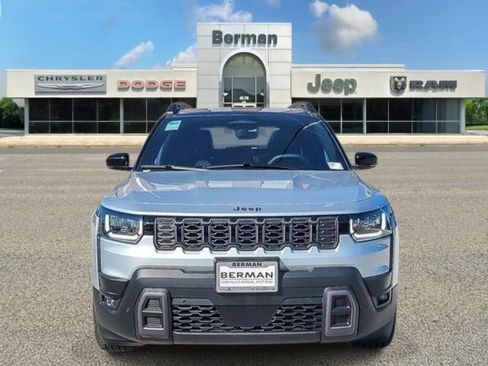 Used 2026 Jeep Cherokee Overland AWD/4WD image 8