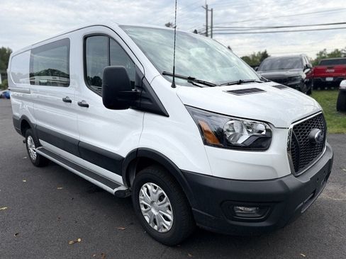 Used 2025 Ford Transit 250 Low Roof w/ Exterior Upgrade Package RWD image 2