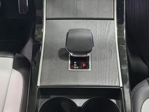 New 2026 Land Rover Range Rover Velar Dynamic SE AWD/4WD image 15