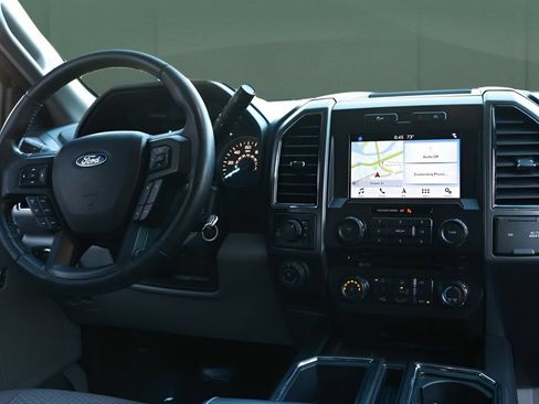 Used 2018 Ford F150 XLT w/ Equipment Group 302A Luxury AWD/4WD image 28