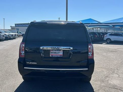 Used 2018 GMC Yukon Denali w/ Denali Ultimate Package AWD/4WD image 4