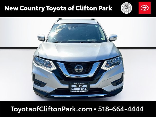 Used 2020 Nissan Rogue SV AWD/4WD image 2