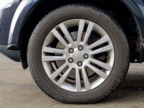 Used 2016 Land Rover LR4 HSE LUX image 16