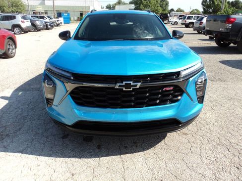 Used 2025 Chevrolet Trax RS w/ Sunroof Package image 8