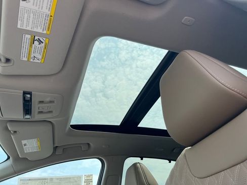 New 2025 Nissan Murano Platinum w/ Cargo Package image 14