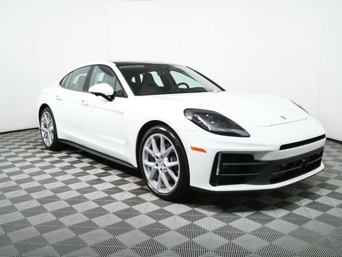 Certified 2026 Porsche Panamera 4 AWD/4WD image 28