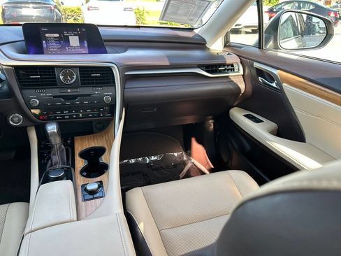 Used 2018 Lexus RX 350L FWD w/ Premium Package image 12