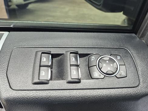 Certified 2020 Ford F150 Platinum w/ Equipment Group 701A Luxury image 14