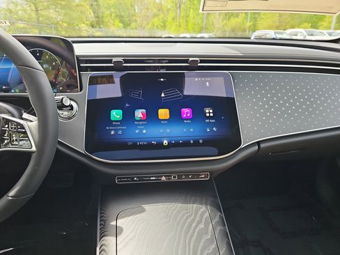 New 2026 Mercedes-Benz E 350 Sedan image 21