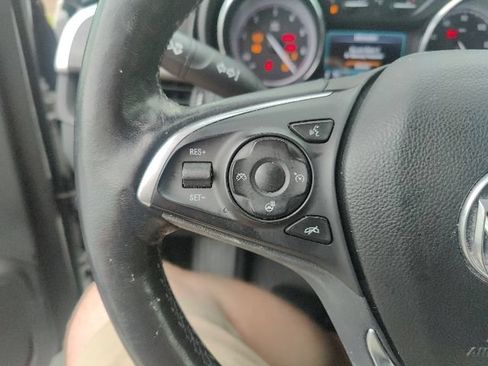 Used 2020 Buick Envision Essence FWD image 26
