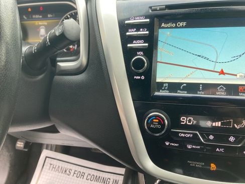 Used 2018 Nissan Murano SL w/ Moonroof Package image 21