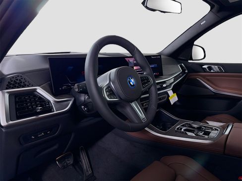 New 2026 BMW X5 xDrive50e w/ M Sport Package image 10