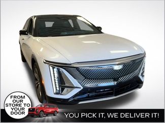 New 2025 Cadillac Lyriq Luxury video 2