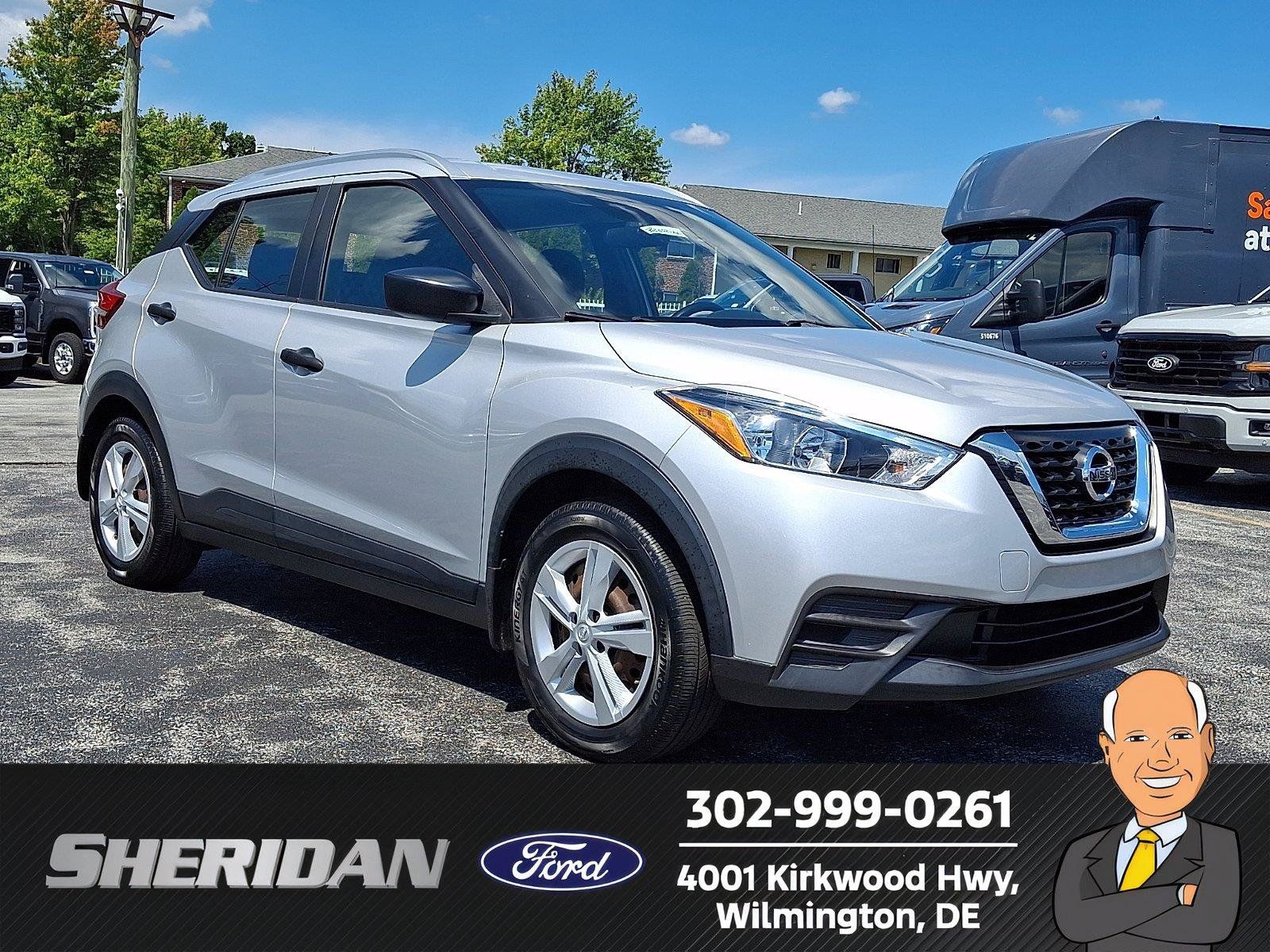 Used 2019 Nissan Kicks S FWD image 1