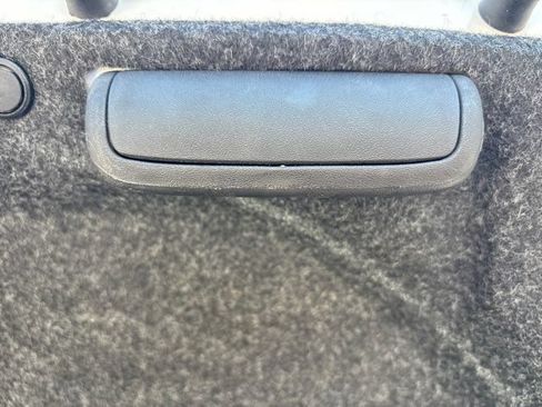 Used 2016 Toyota Avalon Limited FWD image 14