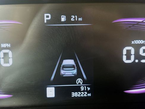 Used 2025 Kia Soul LX w/ LX Technology Package image 19