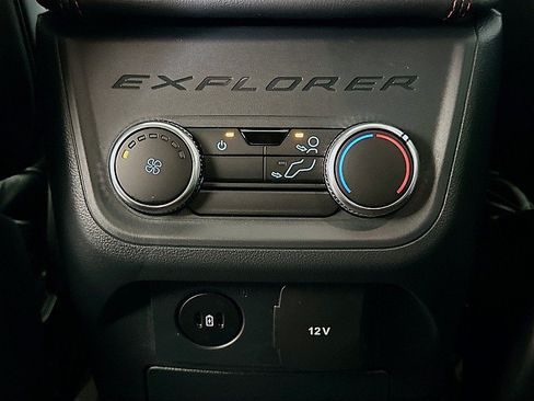 New 2026 Ford Explorer ST-Line AWD/4WD image 23