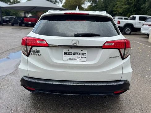 Used 2022 Honda HR-V Sport image 5