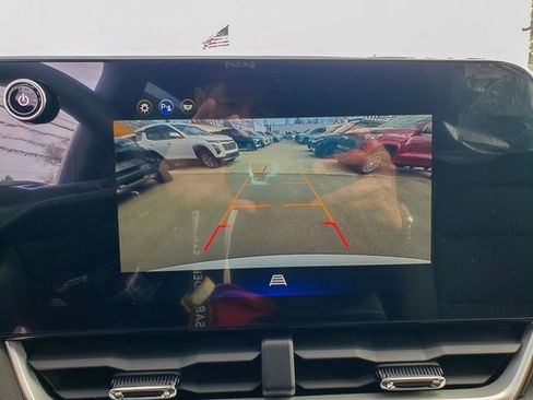 New 2026 Chevrolet Equinox LT image 18