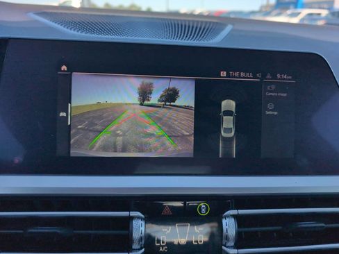 Used 2020 BMW X7 xDrive40i w/ Cold Weather Package AWD/4WD image 15