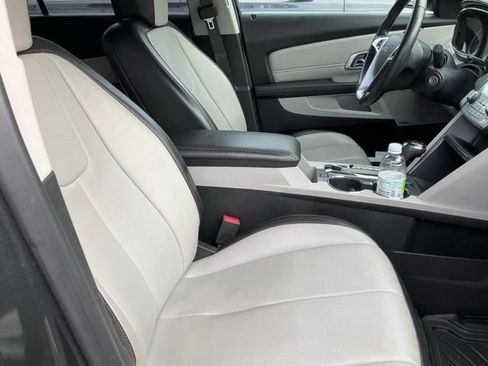 Used 2017 GMC Terrain SLT FWD image 9