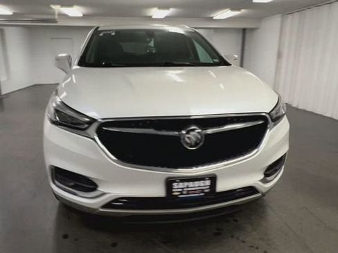 Certified 2021 Buick Enclave Essence w/ Sound and Sites Package image 3