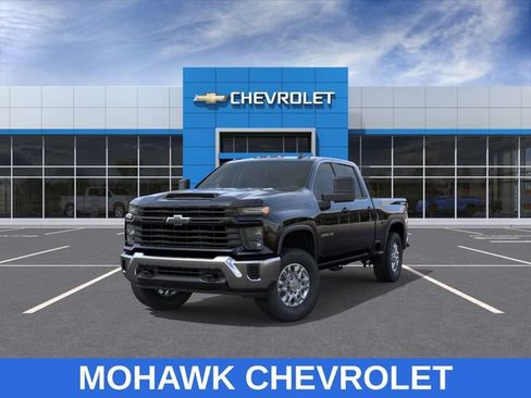 Used 2026 Chevrolet Silverado 3500 W/T AWD/4WD image 8