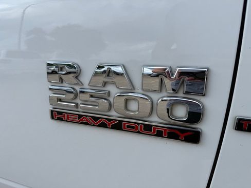 Used 2018 RAM 2500 SLT image 10