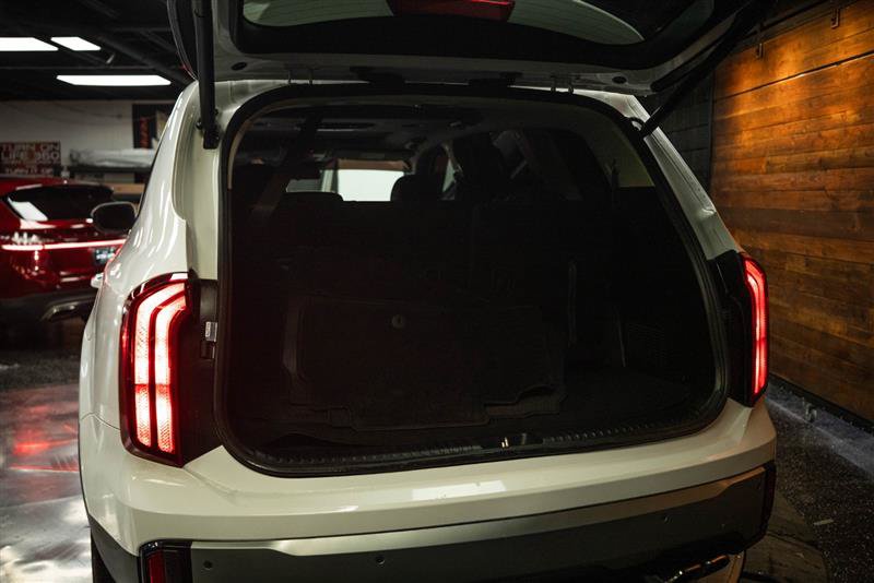 Used 2025 Kia Telluride S AWD/4WD image 7