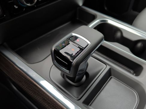 New 2026 Chevrolet Silverado 1500 LT w/ Z71 Off-Road Package image 24