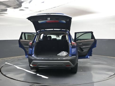 Used 2023 Nissan Rogue SV w/ SV Premium B Package FWD image 29